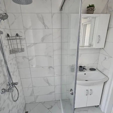 Denevi' Seaside - 2 Bedrooms Appartement *