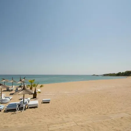 Denevi' Seaside - 2 Bedrooms Апартамент *