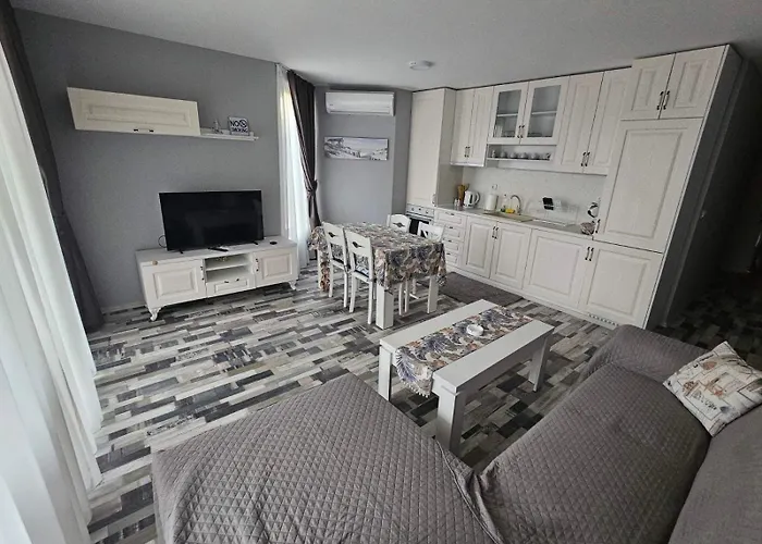 Denevi' Seaside - 2 Bedrooms Apartament