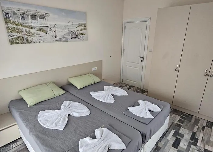 Denevi' Seaside - 2 Bedrooms * Łozenec